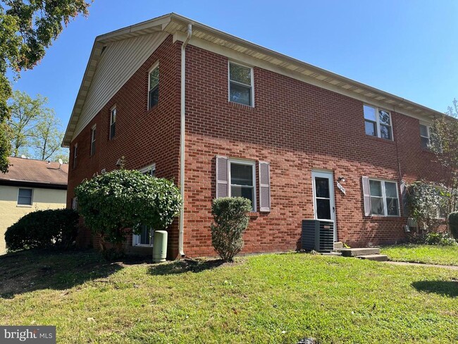 Building Photo - 9639 Hagel Cir Rental