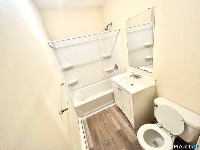 Photo - 1019 W Main St Unit 2R
