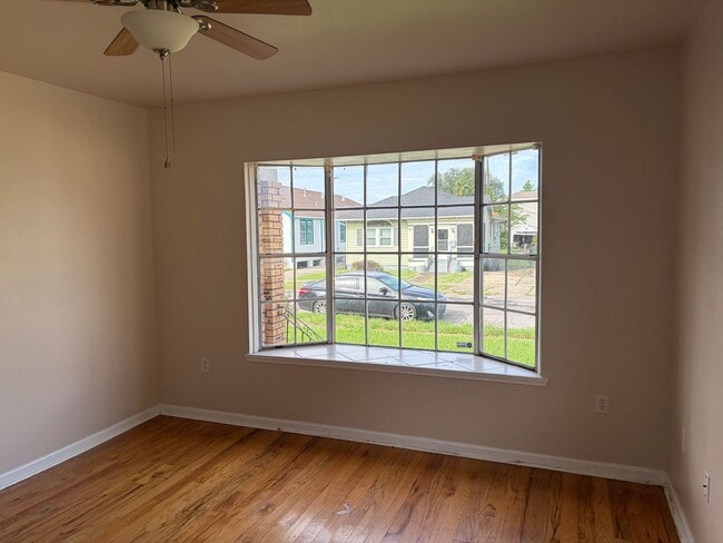 Photo - 3620 Clermont Dr