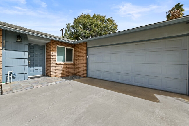 Photo - 3636 W Tulare Ave