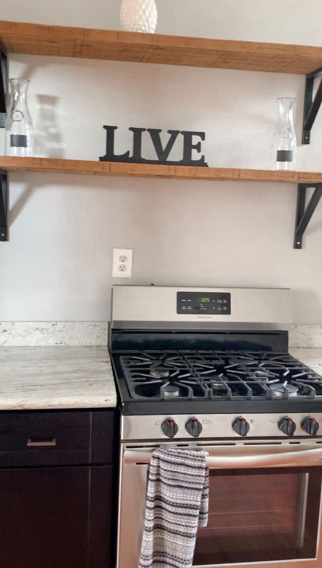 Photo - 3404 Dauphine St Unit Upper Balcony