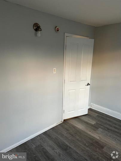 Building Photo - 501 High St Rental