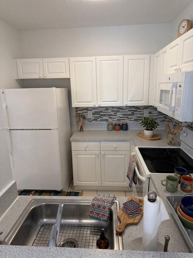 Photo - 1300 NE 109th St Unit 303