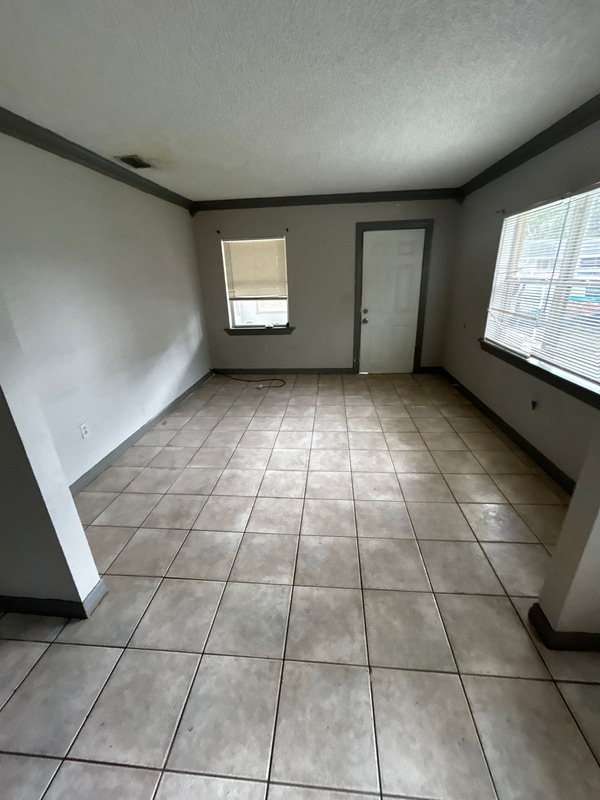 Photo - 2055 Eaton St