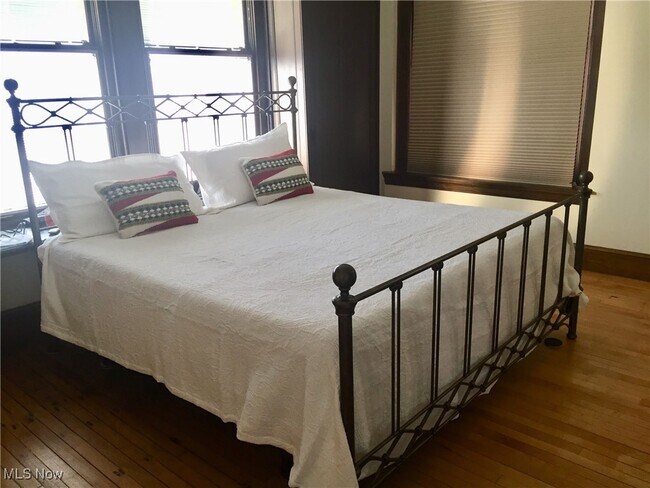 Photo - 140 Public Square Unit 803