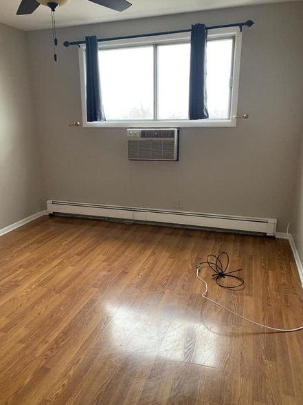 Photo - 9445 Kenton Ave