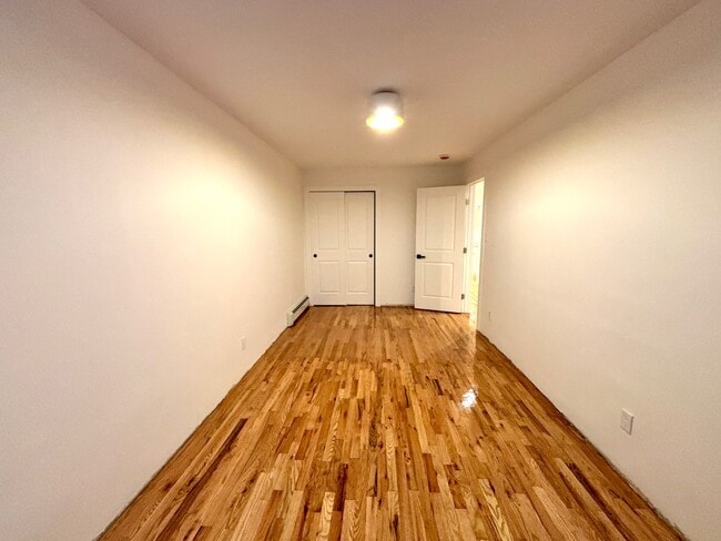 Photo - 2182 Davidson Ave Unit 1F