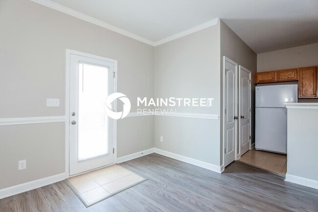 Photo - 3 Bedroom Pet-Friendly Home in Huntersville, NC with Main Street Renewal
