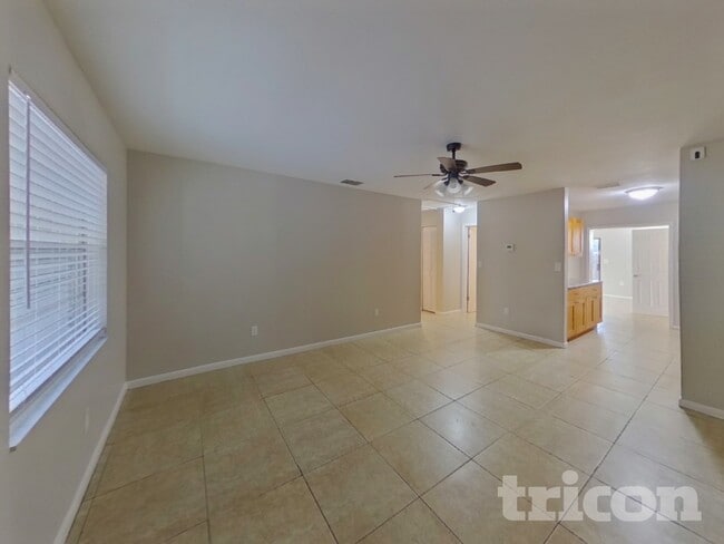 Photo - 5843 59th Way N