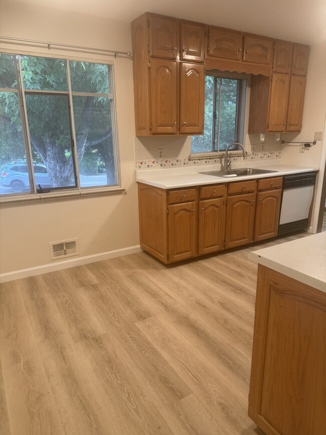 Photo - 5331 E Jewell Ave