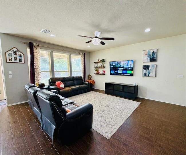 Photo - 13904 Osmarea Dr