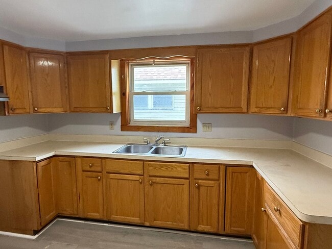 13207 Christine Ave