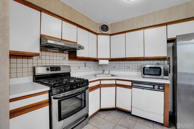 Photo - 163 Goldmine Ln