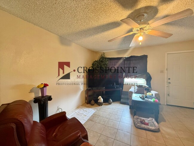 Photo - Charming 2-Bedroom 1-Bathroom Duplex!