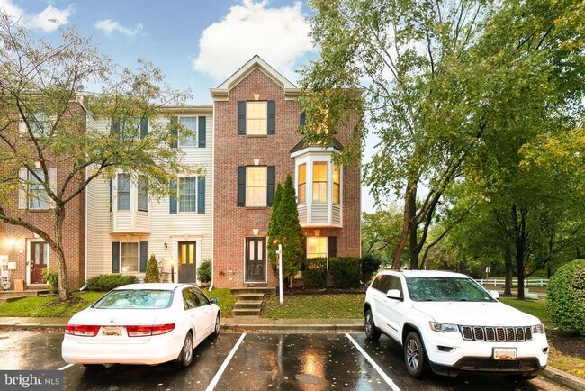 Building Photo - 2 Millhaven Ct Rental