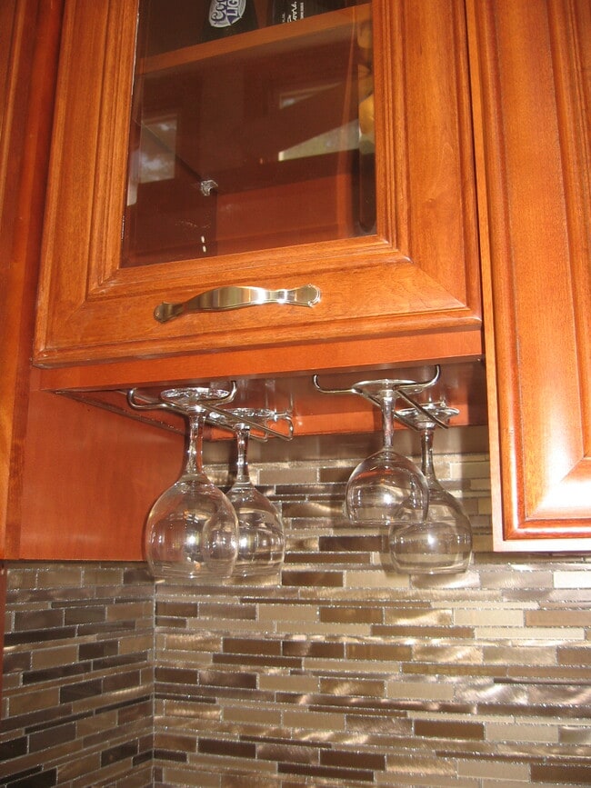 Thoughtful cabinetry - 237 Lake Shore Dr S