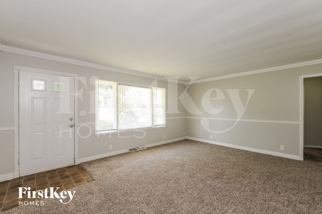 Photo - 11319 Bennington Ave