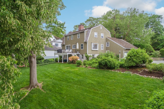 Photo - 14 Shoal Point Ln