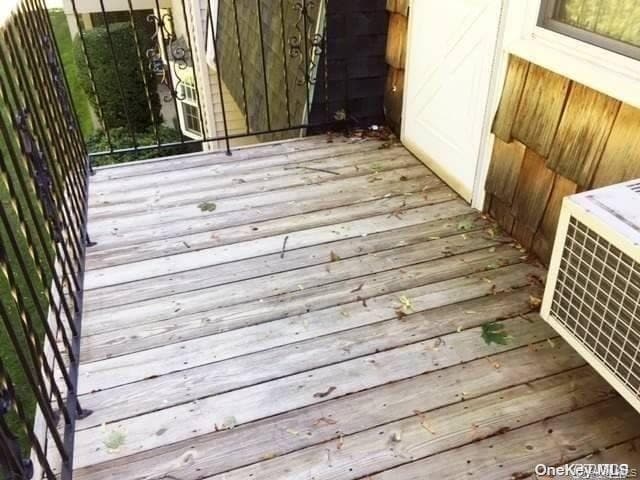 Photo - 2 Anchorage Ln