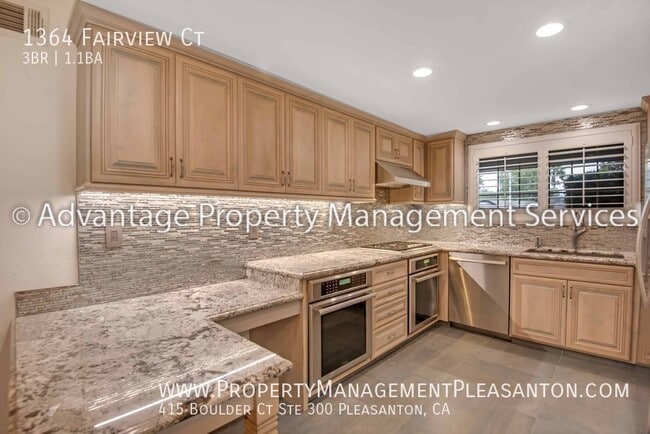 Photo - 1364 Fairview Ct