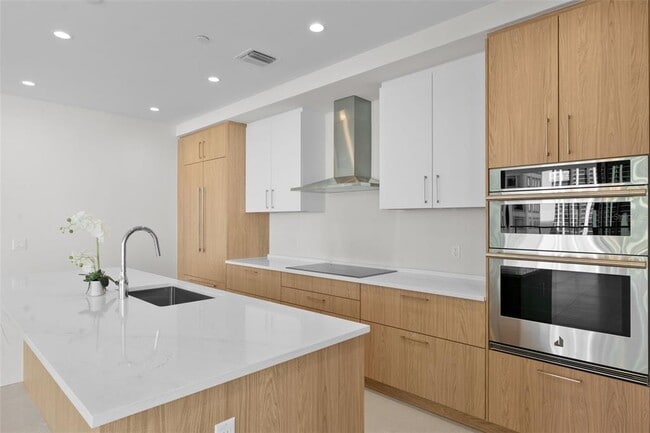 Photo - 275 1st Ave S Unit 1202