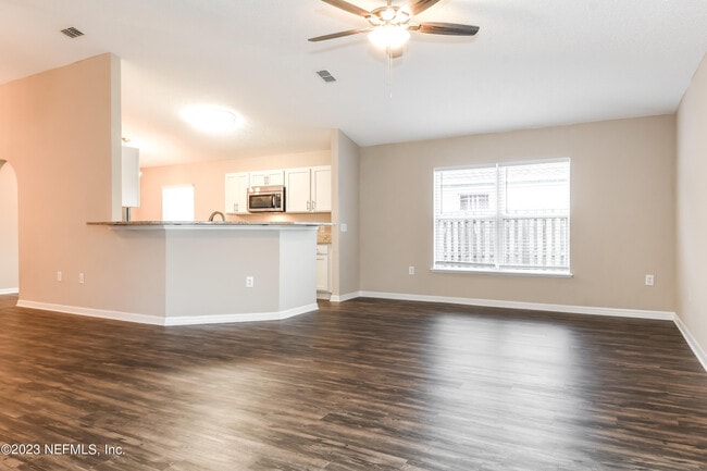 Photo - 2900 Stonegate Ln