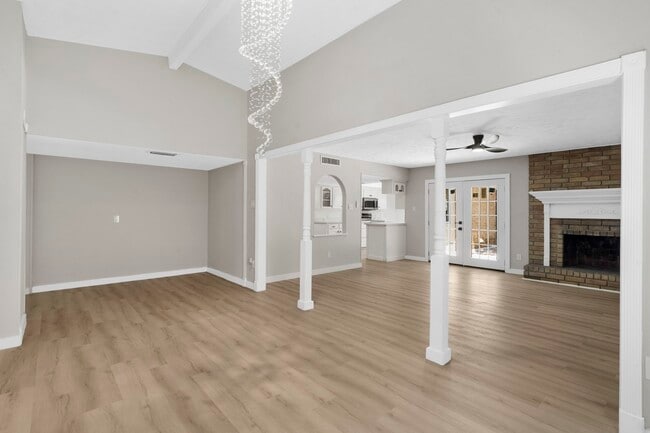 Photo - 3902 Marywood Dr