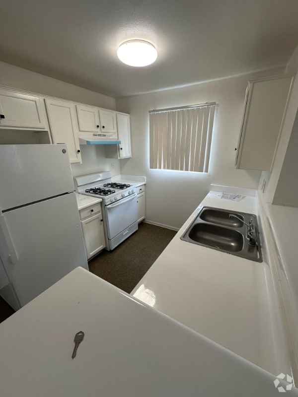 Building Photo - 9800 S Broadway Unit 206 Rental