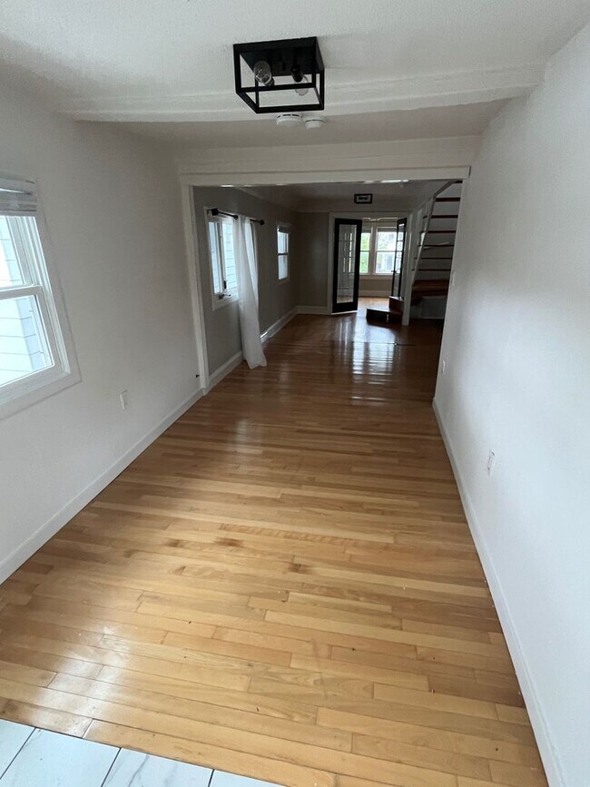 Photo - 3215 N Bartlett Ave Unit 3215A N Bartlett Ave