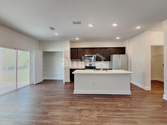 Photo - 12295 Sapp Rd