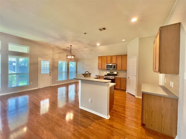 Photo - 9912 Western Ridge Way