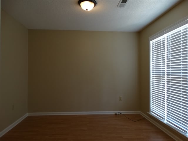 Photo - 182 Quail Glen Ct