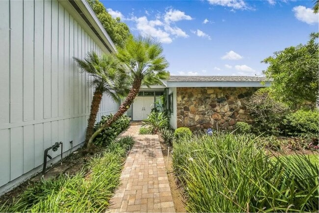 Building Photo - 107 Canterbury Dr