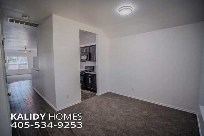 412 Nathan Way