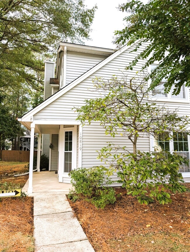 Building Photo - 10819 Smithers Ct