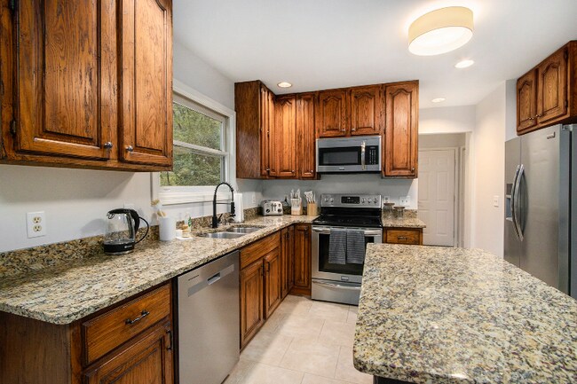 Photo - 8401 N 39th St