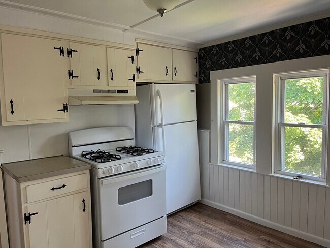 Photo - 31 Chapman St Unit 3