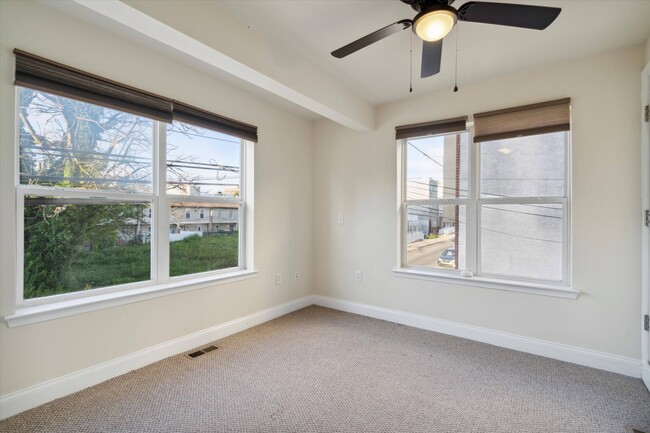 Photo - 1955 N 18th St Unit A