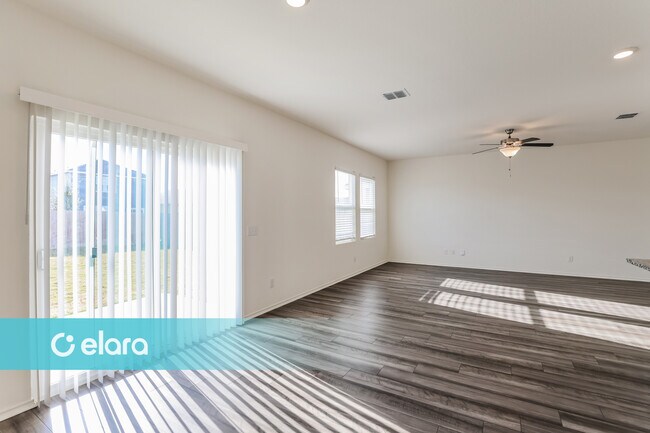 Photo - 5107 Firefly Hls