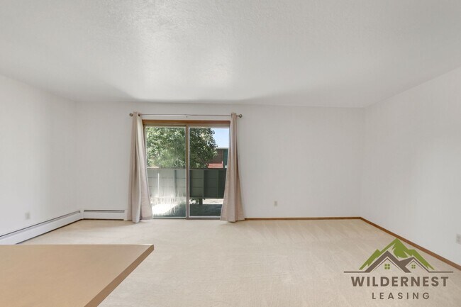 Photo - DVW Condo-New paint/Flooring- 1 Bedroom/1 ...