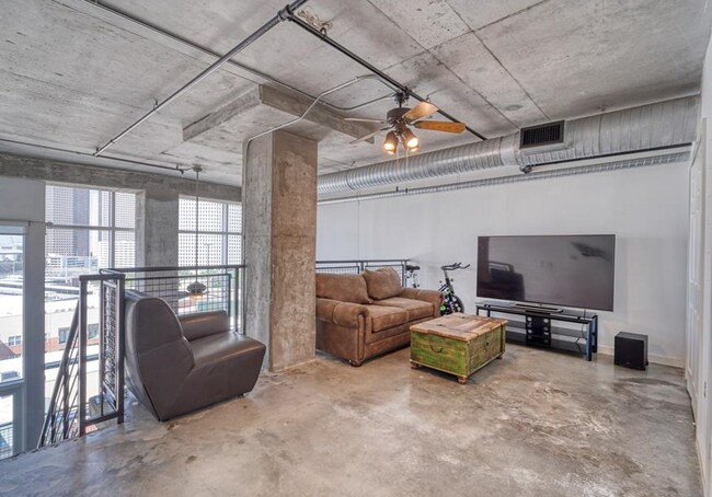 Photo - 2000 Bagby-170.18 Unidad 170.18