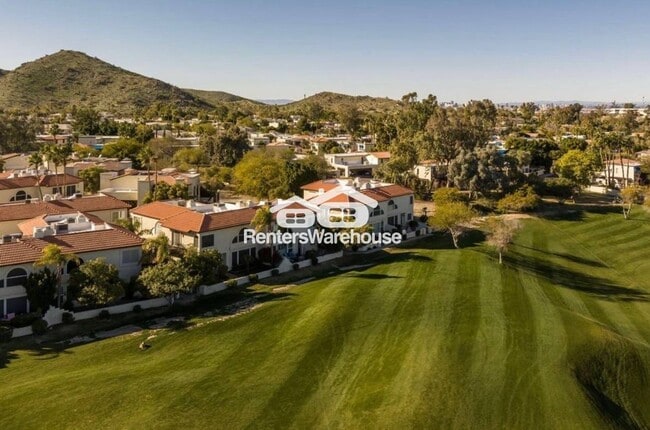 Building Photo - 8805 S 51st St