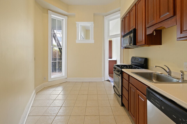 Photo - 1729 Park Ave