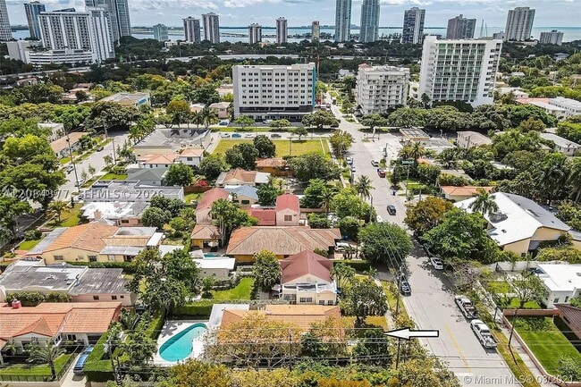 Photo - 375 SW 20th Rd