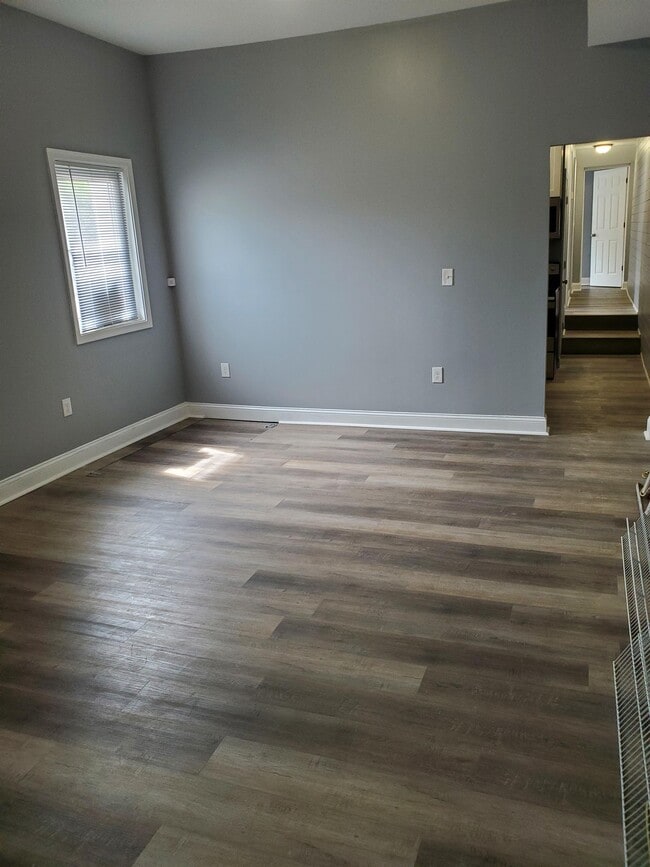 Photo - 2101 McHenry St