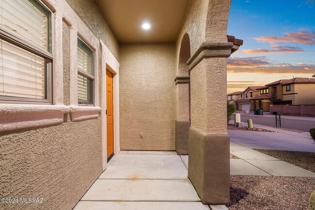 Photo - 4 bed/3bath in desirable Paseo Del Rio Community