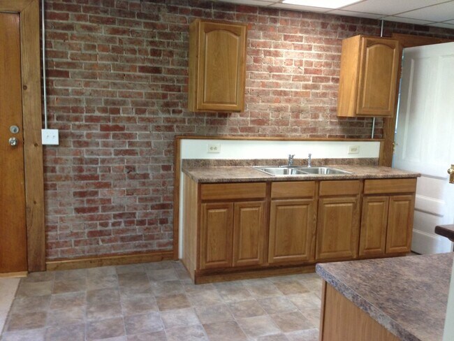 Photo - 2130 Avon Geneseo Rd