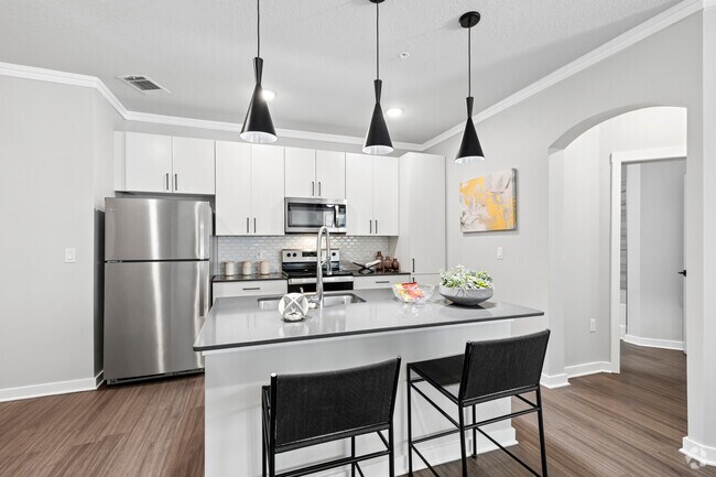 Tide Model - 1BR, 1BA - 761SF - Dining Area to Kitchen View - The Drift at the Forum
