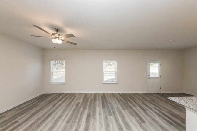 Photo - 481 Prescott Wy