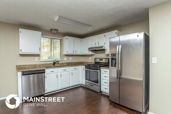 Photo - 4815 White Oak Trail